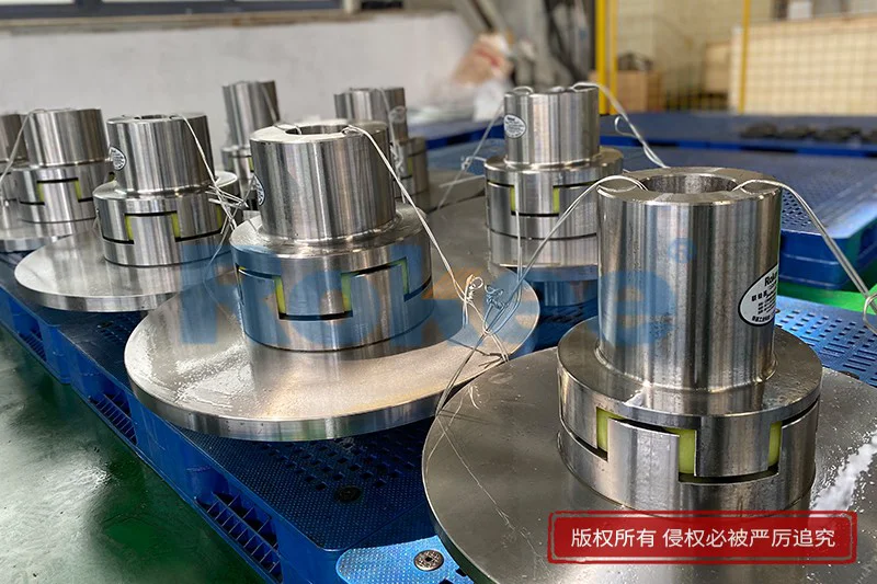 梅花联轴器,梅花形弹性联轴器,梅花型联轴器,Rokee轴套反装弹性联轴器厂家,必威betway西汉姆联轴器生产厂家